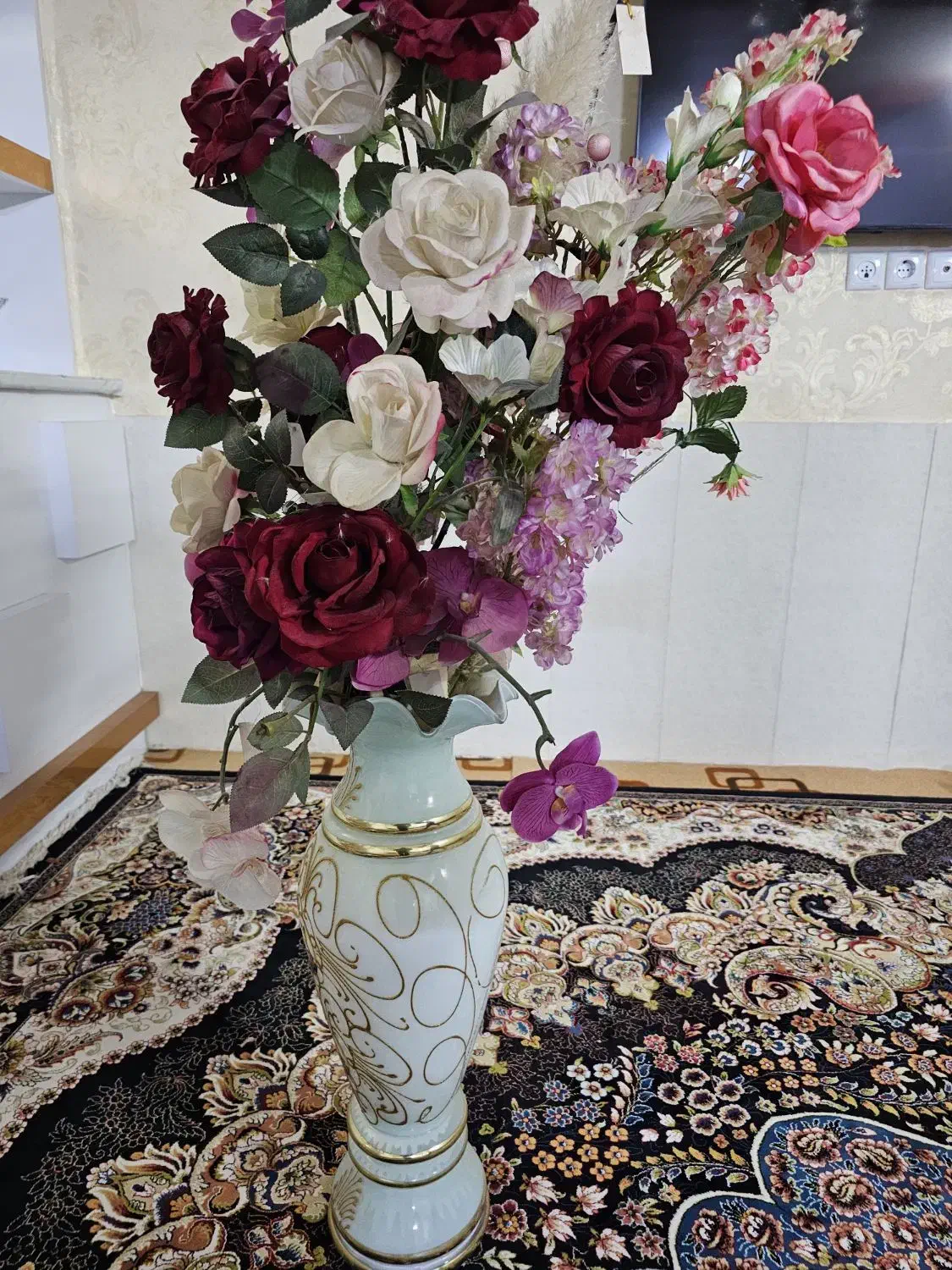 گلدان|گل مصنوعی|بیرجند, |دیوار