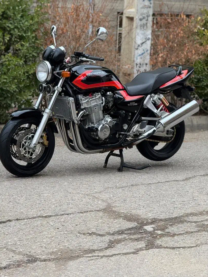 Cb1300دو خط لاتی|موتورسیکلت|تبریز, |دیوار