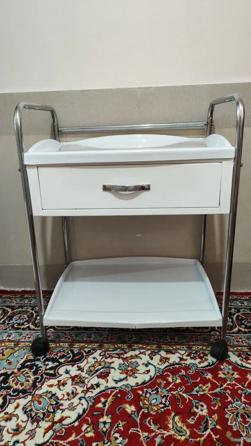 ترولی ۱ کشو|آرایشگاه و سالن‌های زیبایی|ری, فیروزآبادی|دیوار