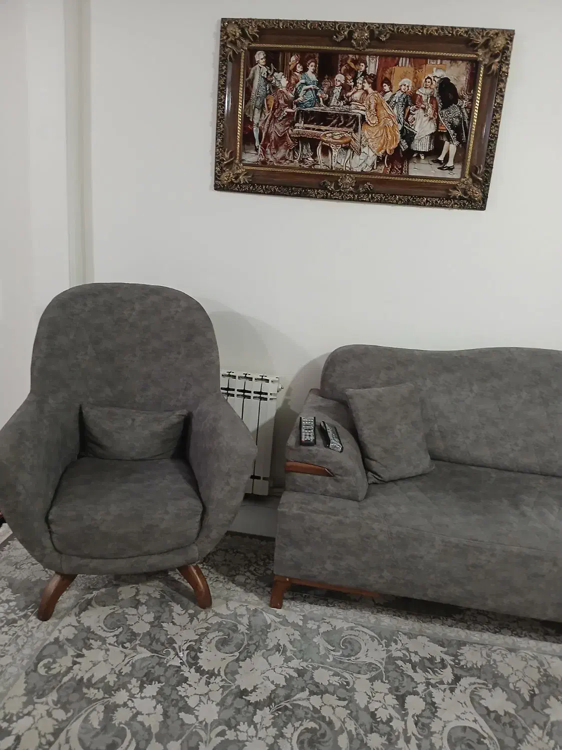 مبل راحتی هفت نفره بهمراه میزوسط|مبلمان خانگی و میز عسلی|تهران, امجدیه (خاقانی)|دیوار