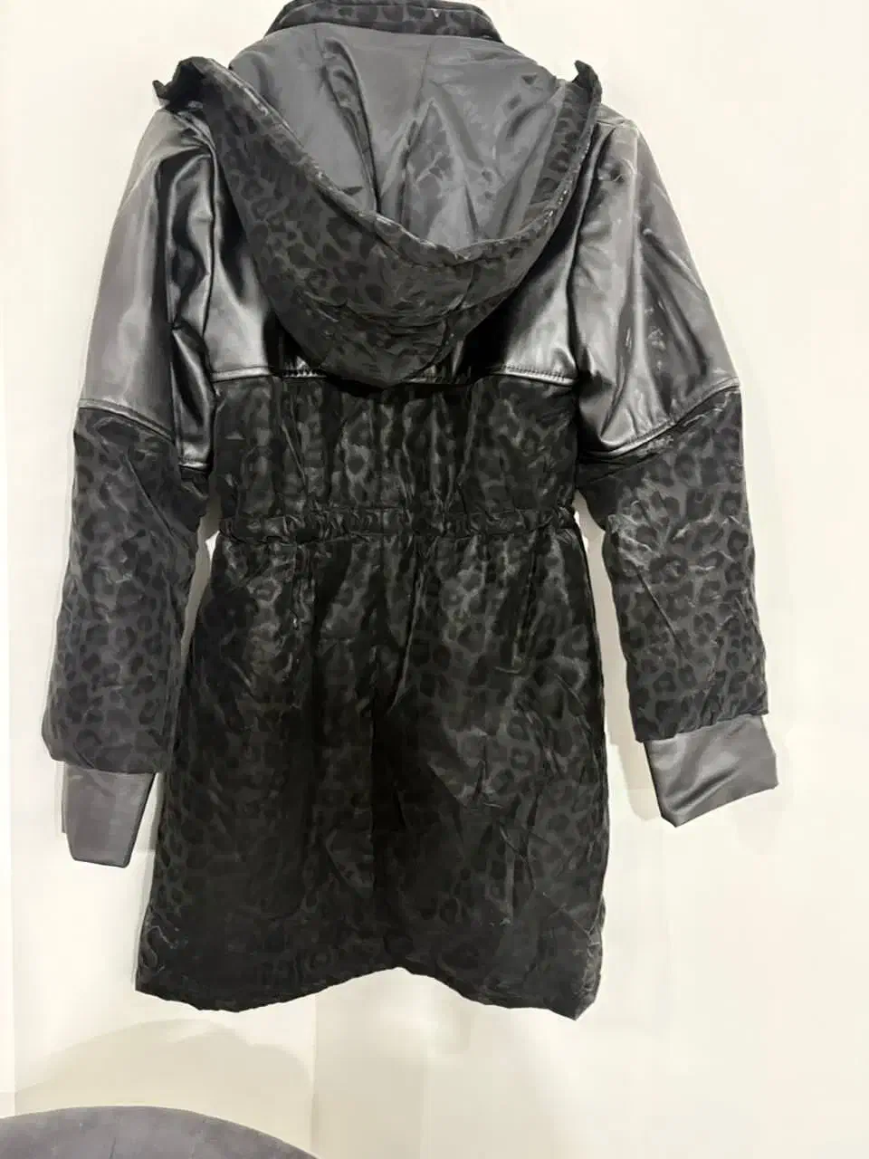 پافر و تعدادی پالتو و (کاپشن)|لباس|کرمانشاه, |دیوار