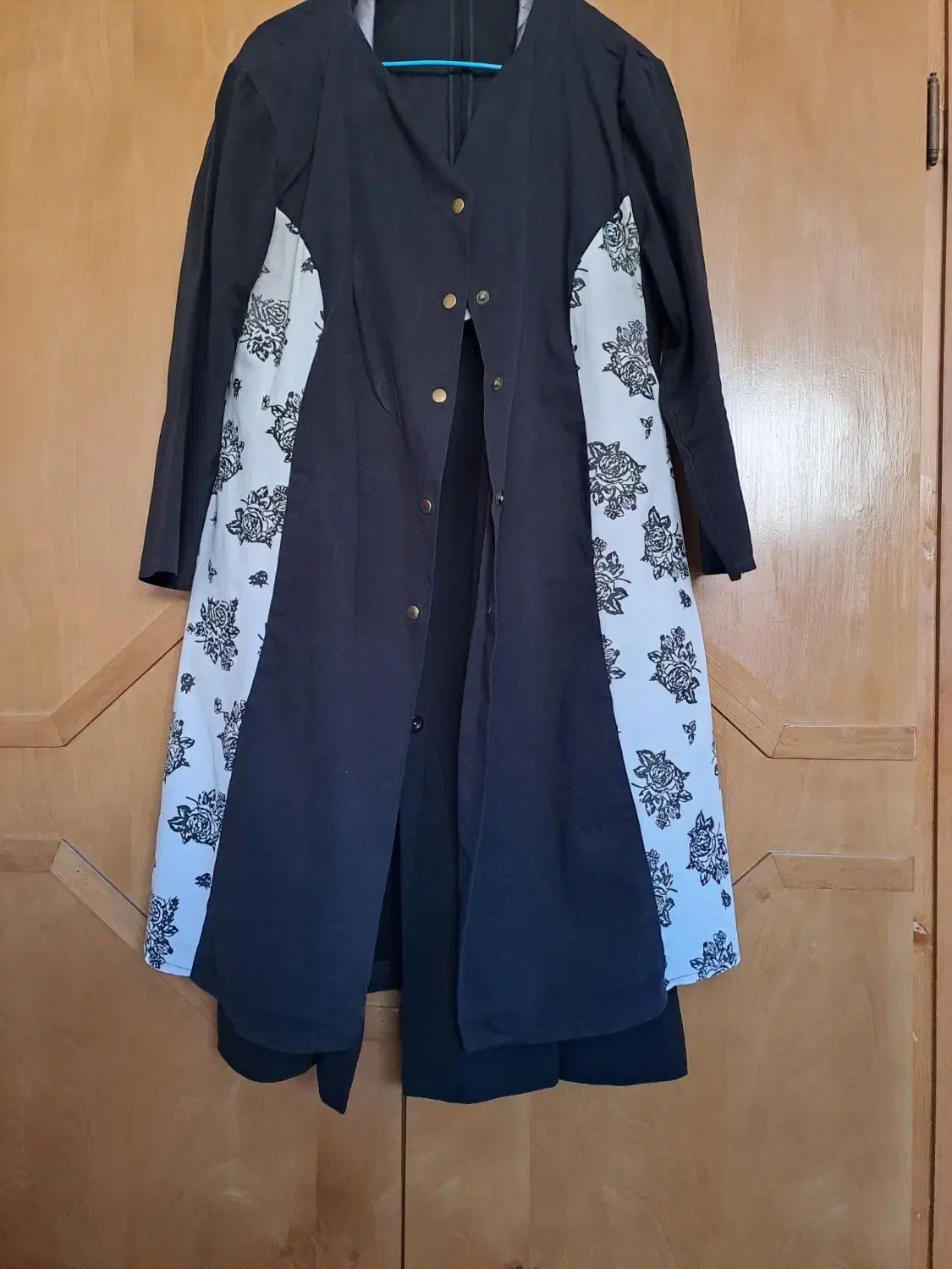 مانتو|لباس|اصفهان, پروین|دیوار