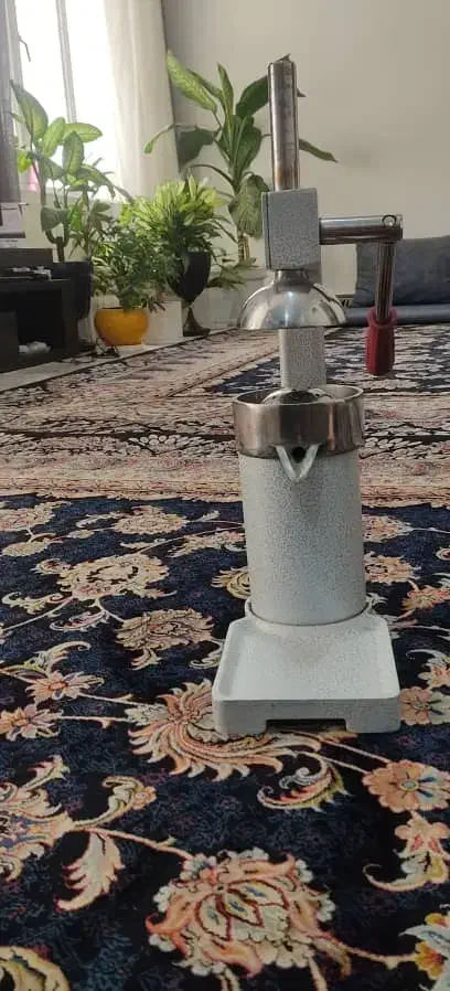 آب انار گیری|آبمیوهگیر و آبمرکباتگیر|شیراز, عفیفآباد|دیوار