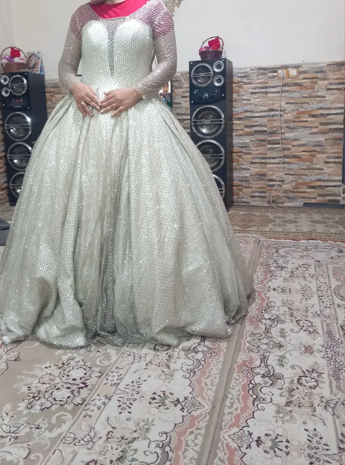 لباس مجلسی تمیز سالم|لباس|بهارستان, |دیوار