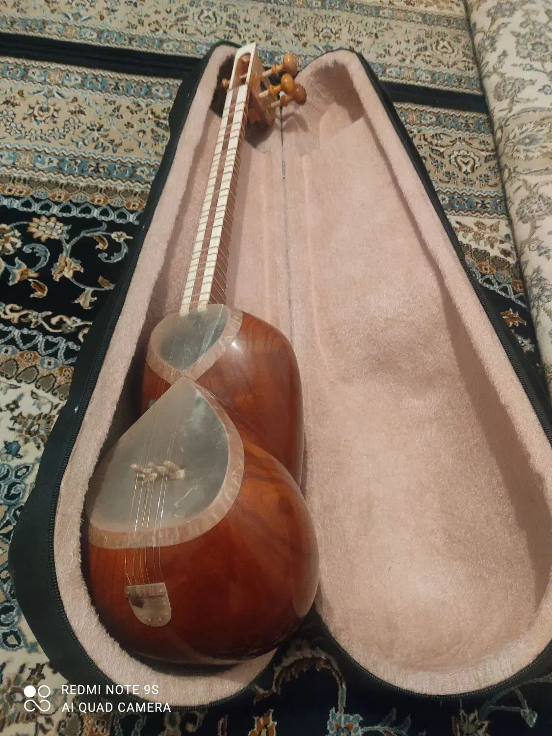 تار|سازهای سنتی|نهاوند, |دیوار