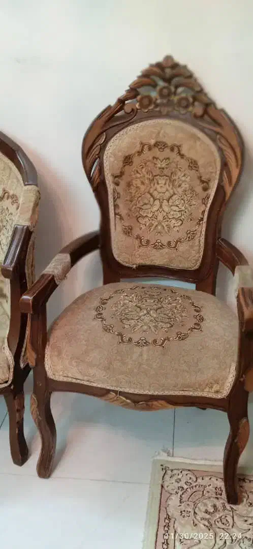 مبل هفت نفره|مبلمان خانگی و میز عسلی|رشت, صفاری|دیوار