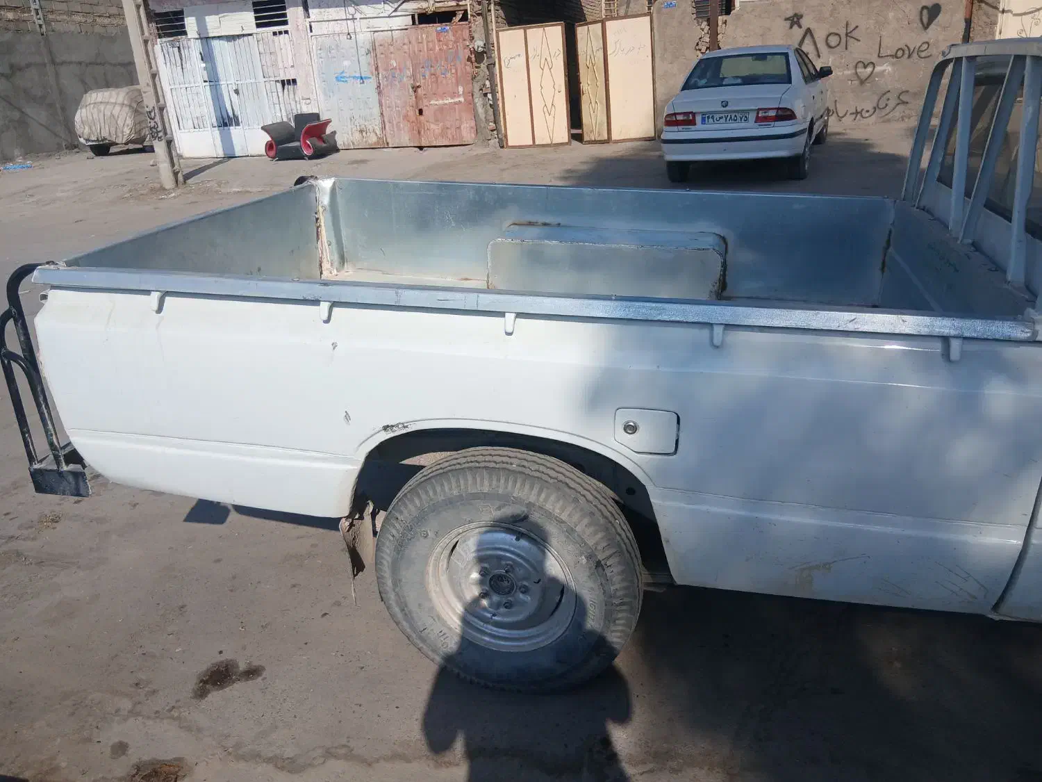 اتاق عقب هایلوکس ۸۳|قطعات یدکی و لوازم جانبی|سیرجان, |دیوار