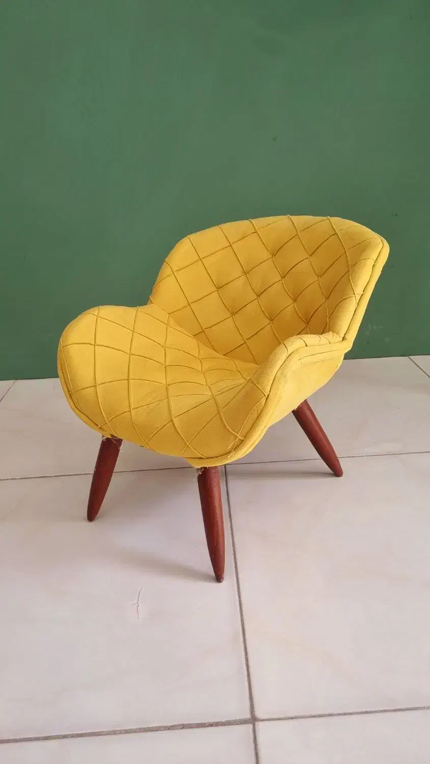 مبل کودک|مبلمان خانگی و میز عسلی|تربت‌حیدریه, باغ سلطانی|دیوار