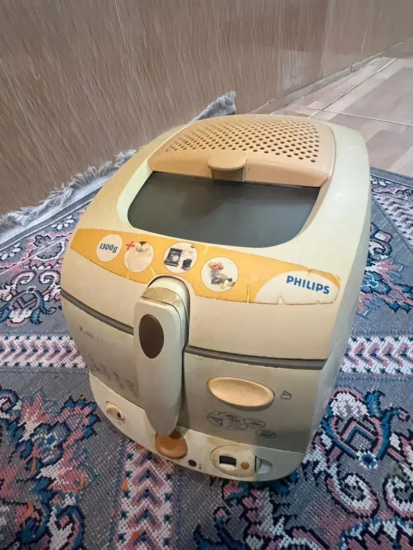 سرخ کن بزرگ اصل قدیمی کاملا نو استفاده نشده|اجاق گاز و لوازم برقی پخت‌وپز|کرمانشاه, |دیوار