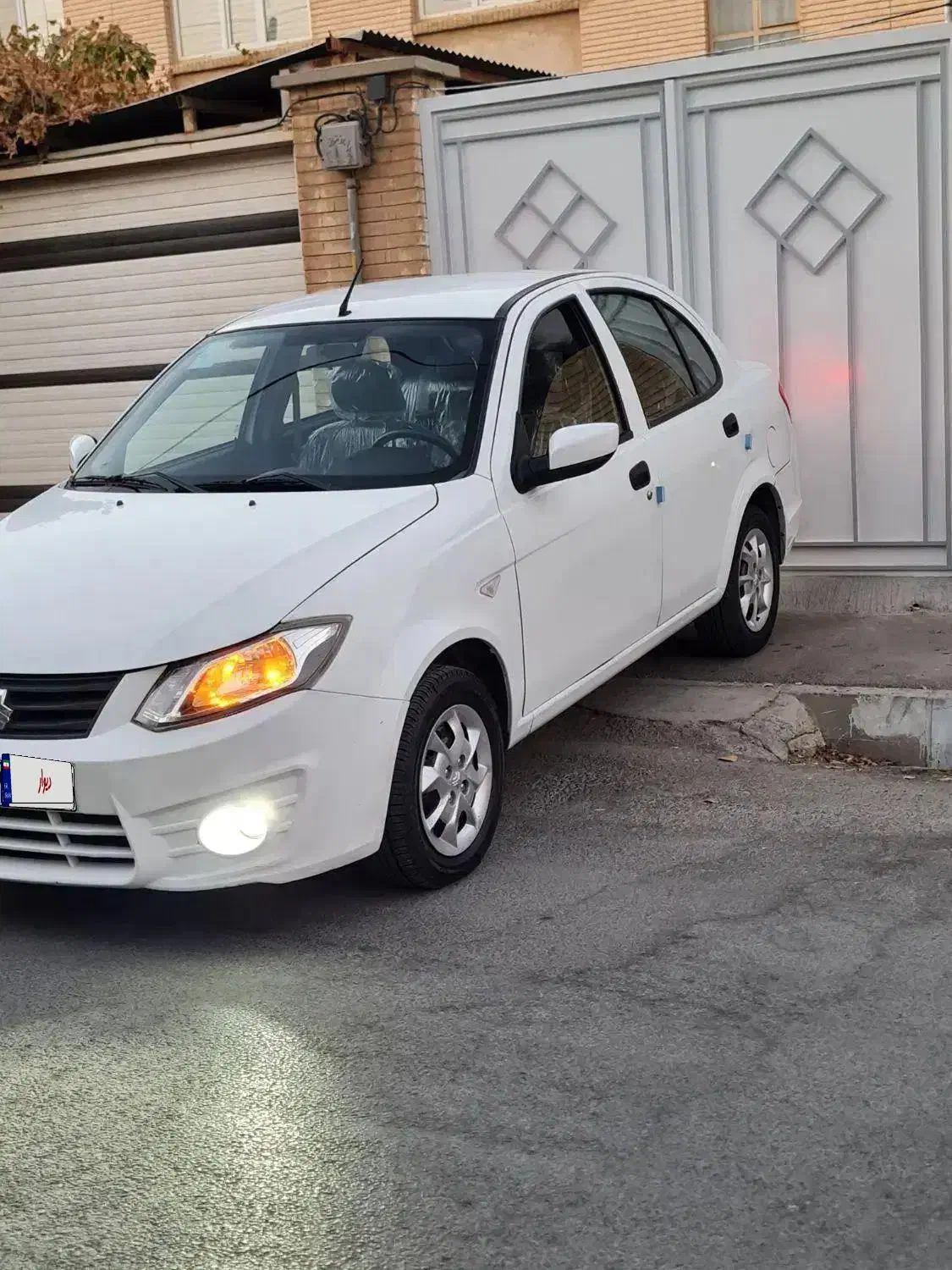 ساینا مدل ۹۸ بدون رنگ|خودرو سواری و وانت|تهران, حر|دیوار