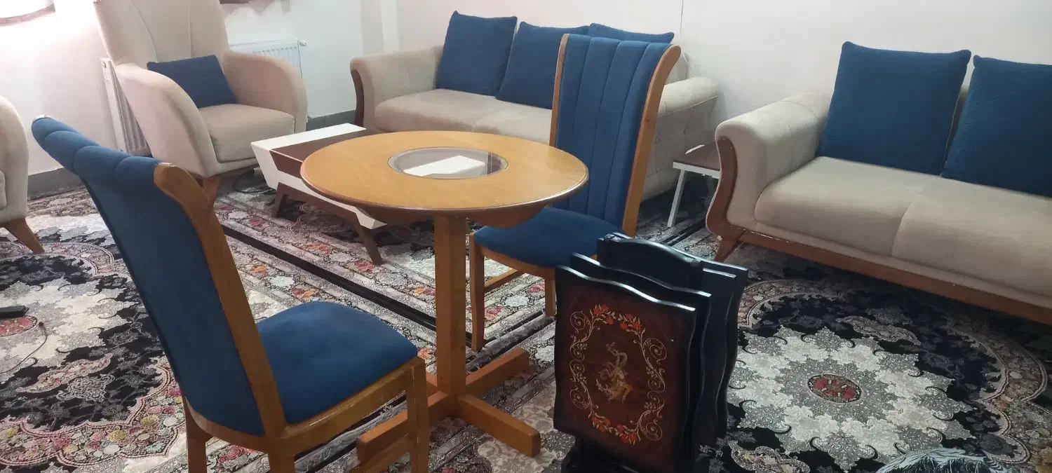 سرویس کامل مبل با تمام وسایل دلیل فروش رفتن از شهر|مبلمان خانگی و میز عسلی|زاهدان, |دیوار