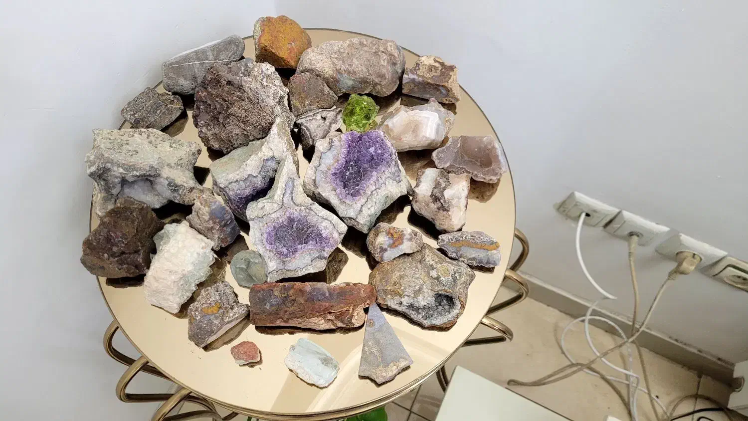 سنگ راف|جواهرات|ری, شهید بهشتی|دیوار