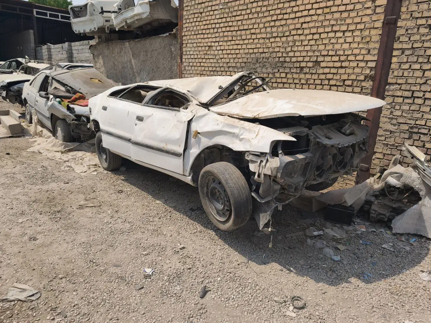 مشاوره و خرید خودرو های تصادفی و اوراقی|خودرو سواری و وانت|بهبهان, |دیوار