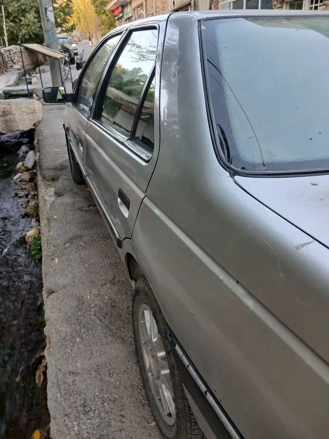 پژو ۴۰۵ مدل ۱۳۸۵|خودرو سواری و وانت|نطنز, |دیوار