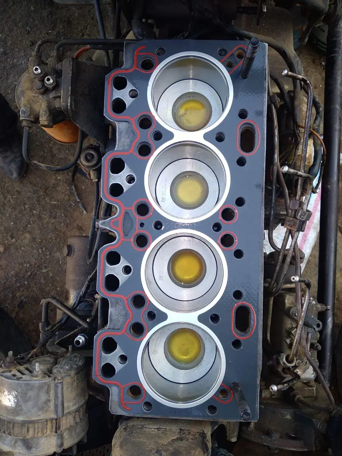 تعمیرات تراکتور ۲۸۵ سیار.|خدمات موتور و ماشین|نورآباد, |دیوار