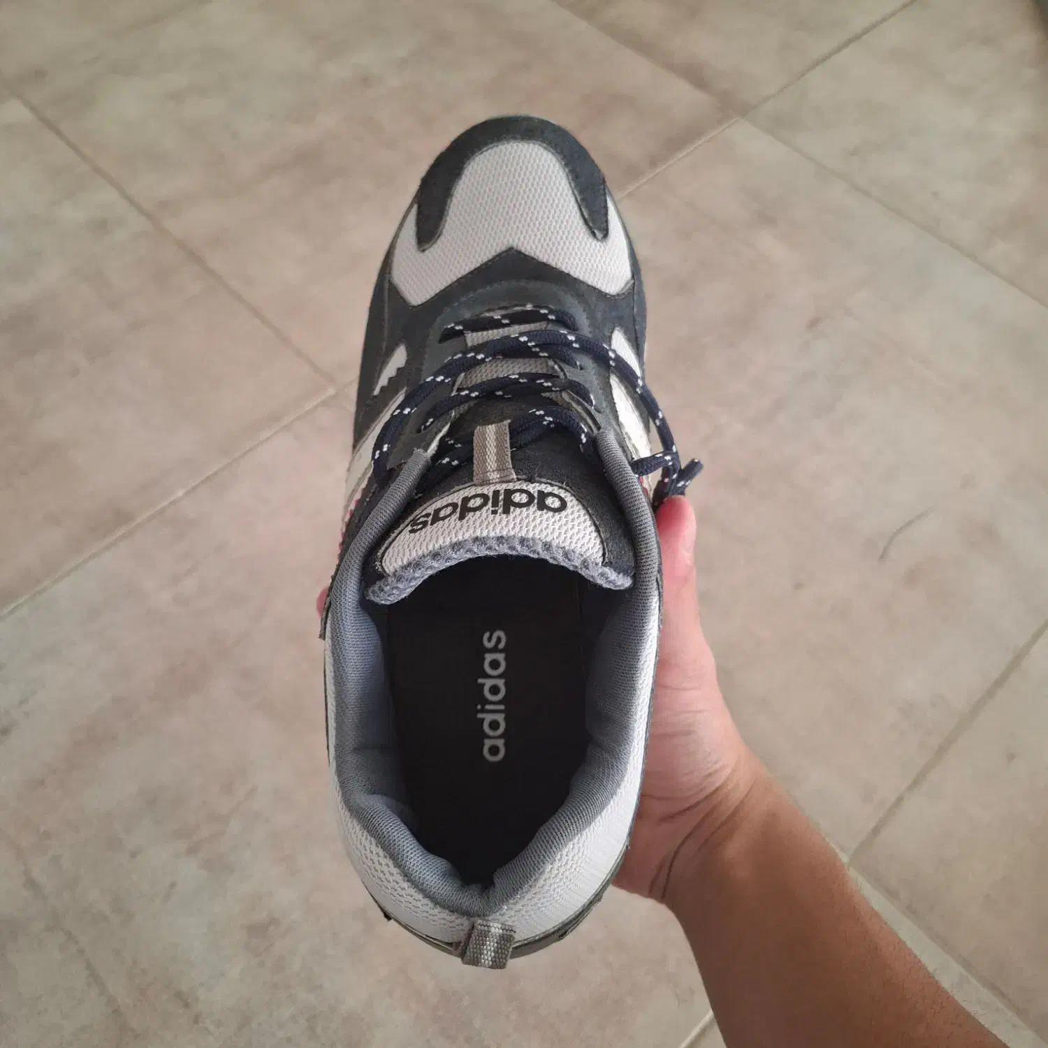 کفش آدیداس اصل|کیف، کفش، کمربند|یزد, |دیوار