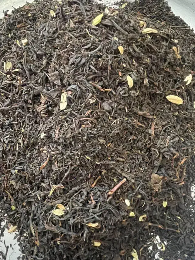 چای وارداتی اصل سیلان با عطر هل|خوردنی و آشامیدنی|تفرش, |دیوار