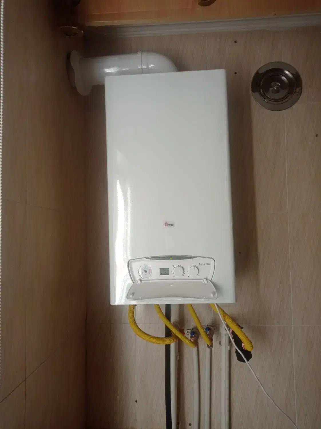 نصب ،تعمیرو سرویس انواع پکیچ|خدمات پیشه و مهارت|سقز, |دیوار