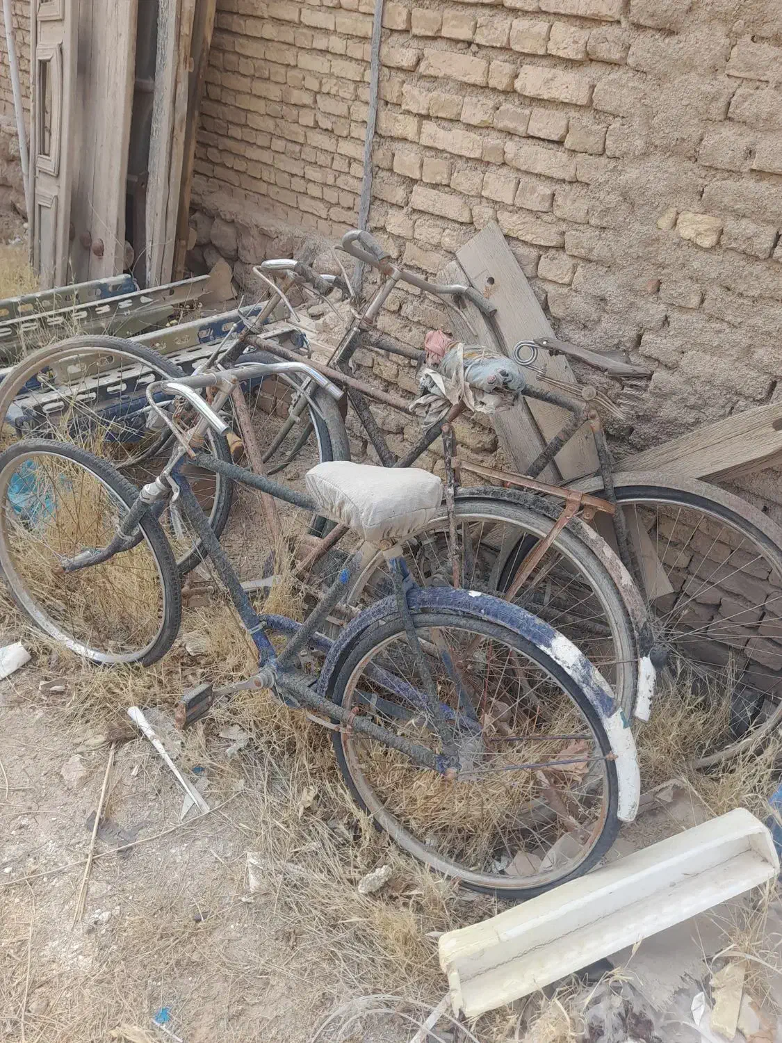 دوچرخه های چینی ۲۴یک عدد ۲۸ دو عدد|دوچرخه، اسکیت، اسکوتر|بروجن, |دیوار