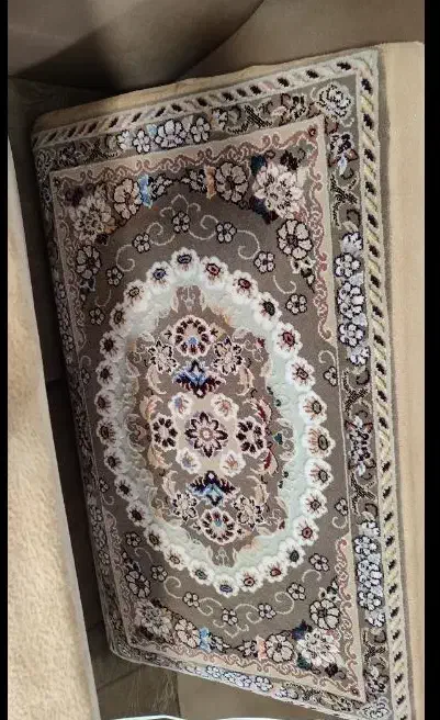 یک جفت پشتی در حد نو دست نخورده|پشتی|ملایر, |دیوار