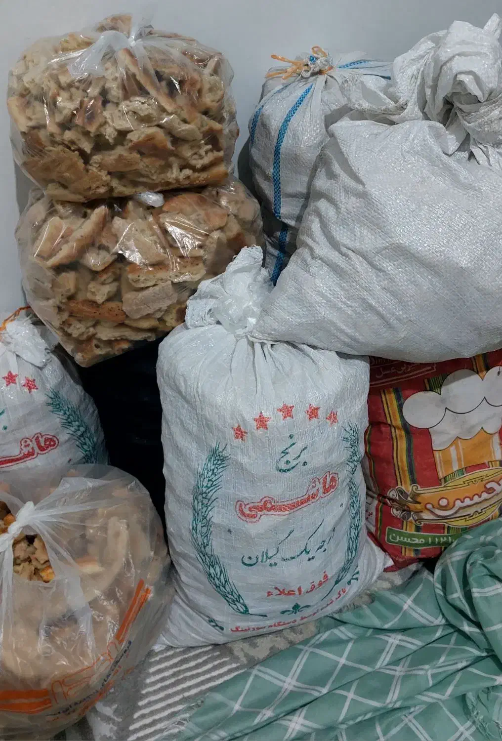 نان خشک|خوردنی و آشامیدنی|لوندویل, |دیوار