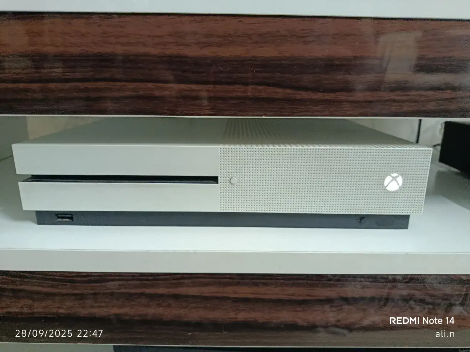 Xbox one s|کنسول، بازی ویدئویی و آنلاین|اصفهان, امامزاده اسماعیل|دیوار