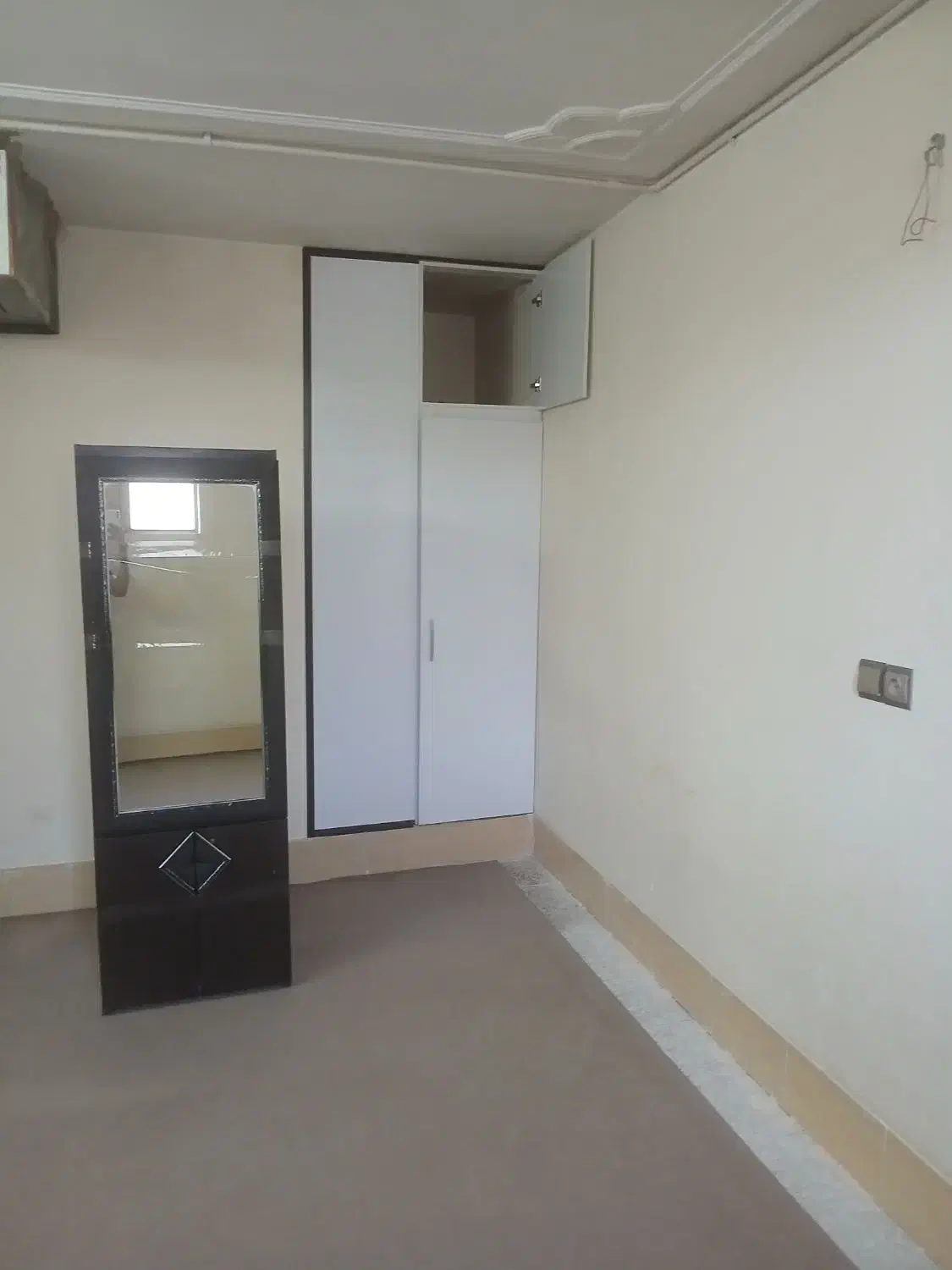 اجاره ویلایی دو خواب طبقه دوم محله ب۳|اجارهٔ خانه و ویلا|فولادشهر, B2|دیوار