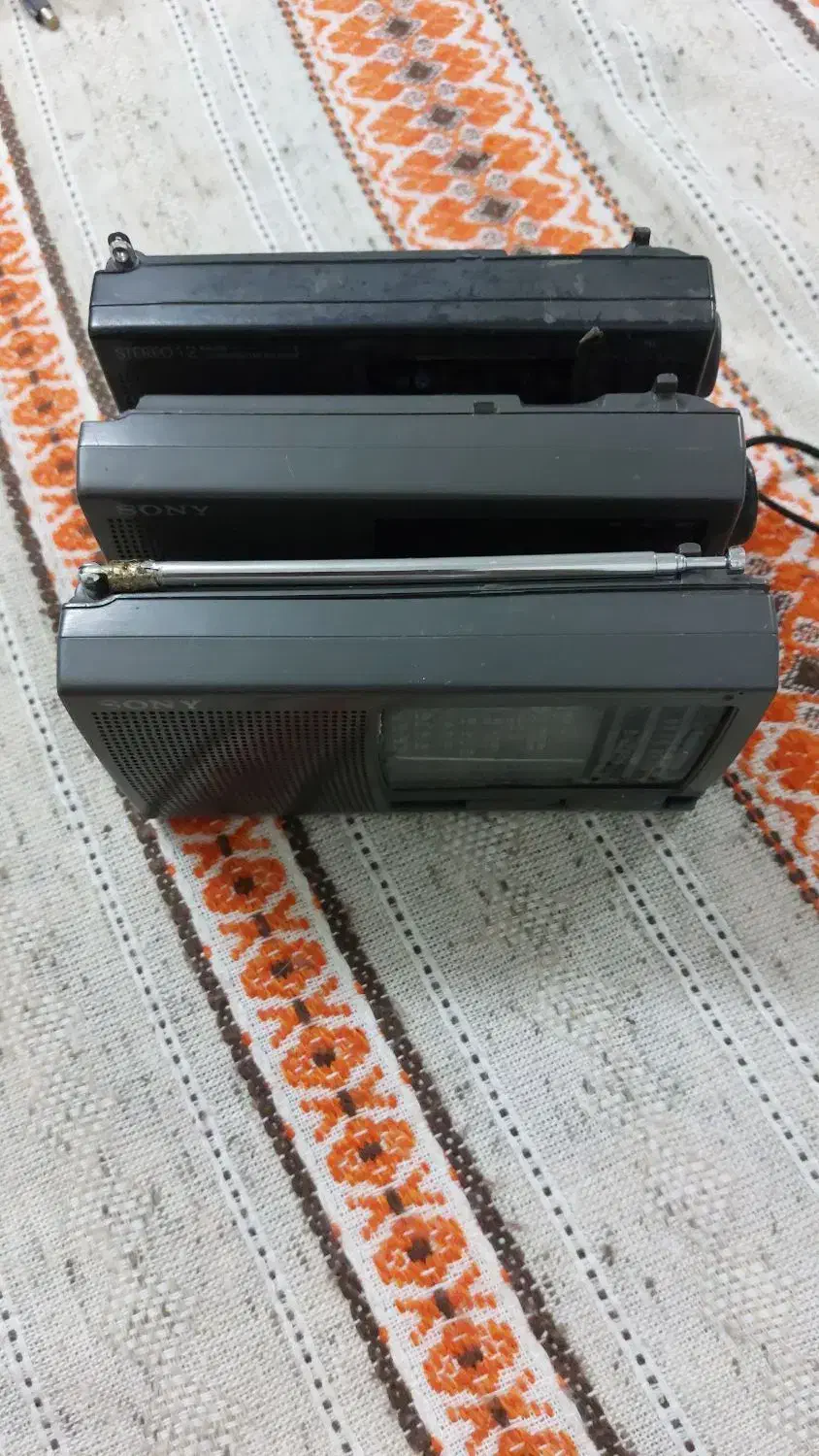 ۳ عدد رادیو سونی برای استفاده از قطعات|سیستم صوتی خانگی|اصفهان, ارزنان|دیوار