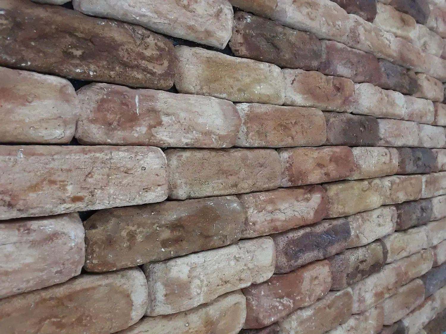 (یک قیمت استثنایی)تولیدونصب سنگ و آجر آنتیک|مصالح و تجهیزات ساختمان|ساری, |دیوار