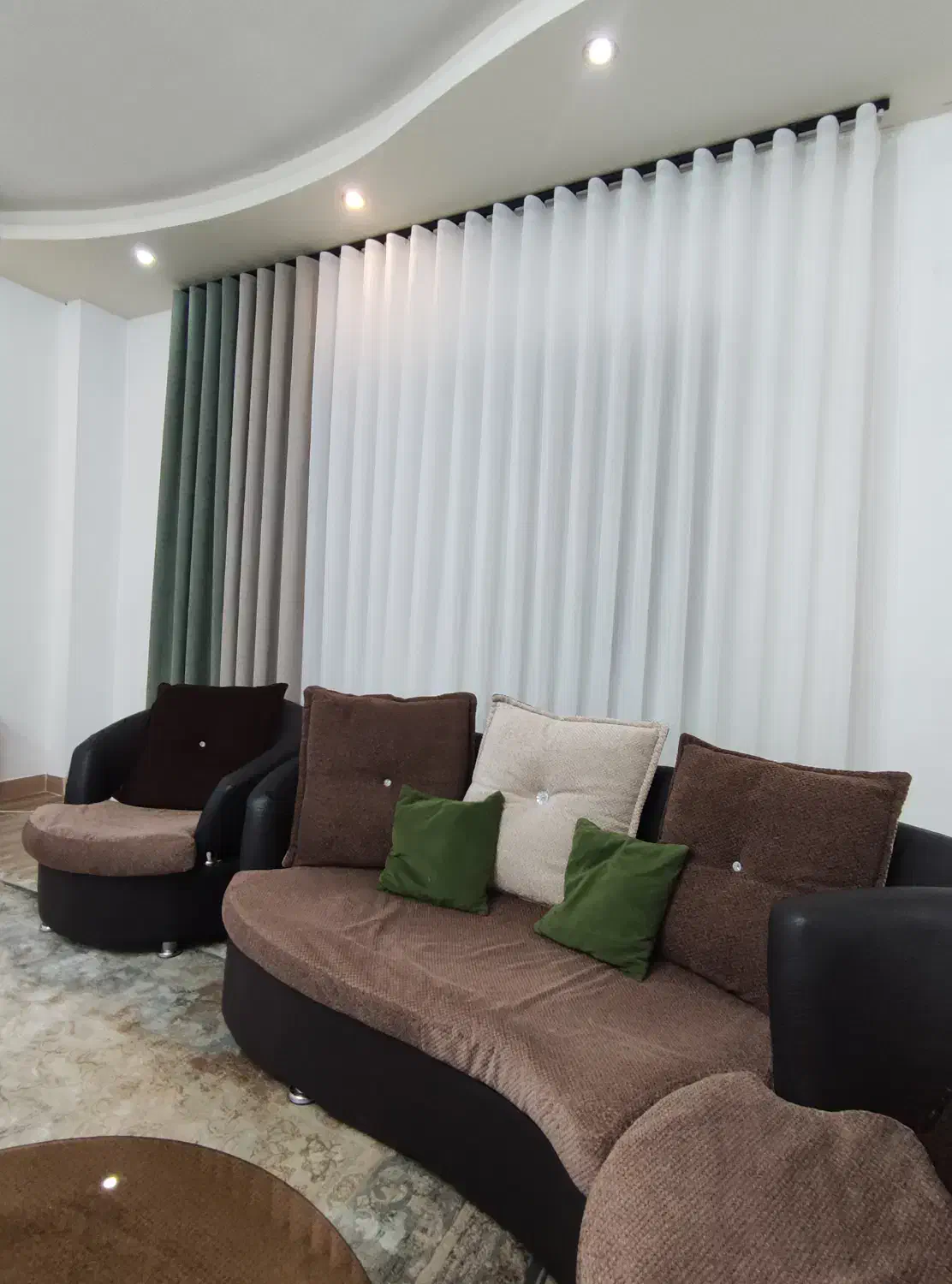 مبل راحتی|مبلمان خانگی و میز عسلی|رشت, گلزاران|دیوار