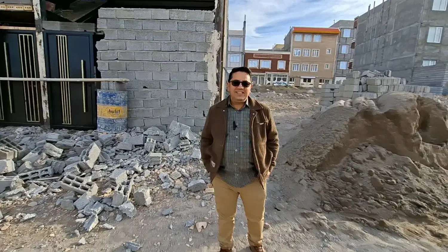 فروش خانه نیمه کاره،دوطبقه،فاز3،کوچه10متری|فروش خانه و ویلا|مشگین شهر, |دیوار