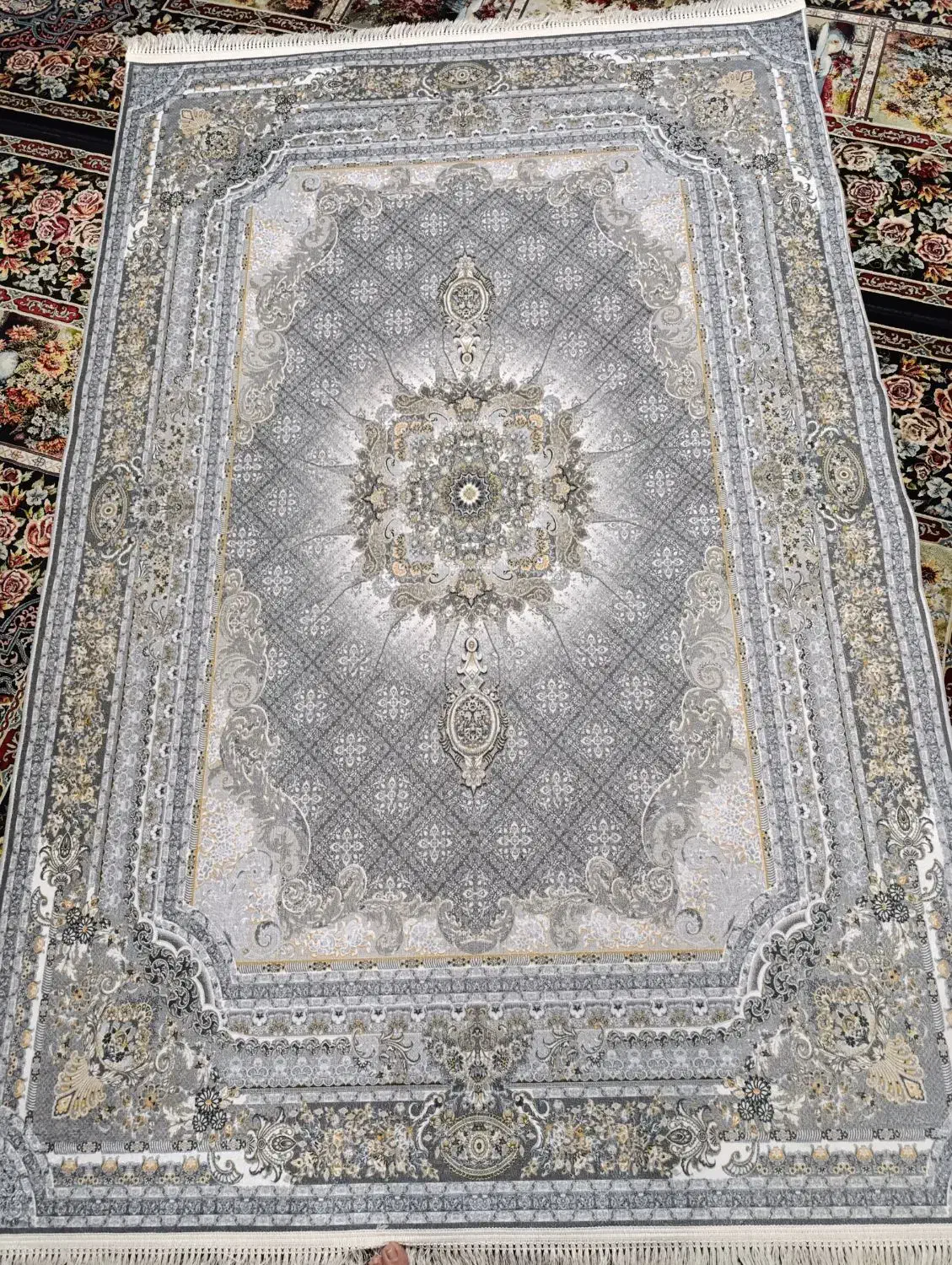 فرشینه ۴ متری|فرش|کرج, شهرک نهال و بذر|دیوار