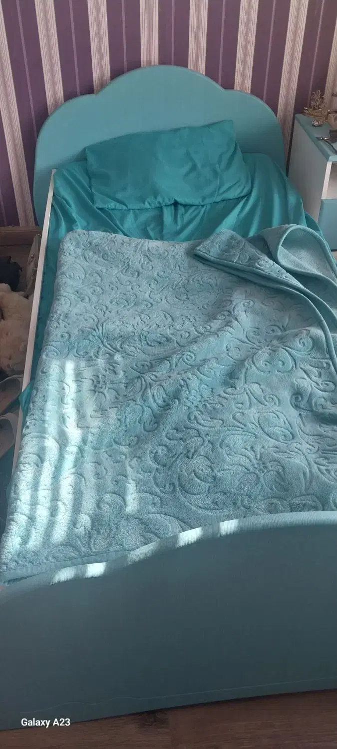 تخت و کمد نوجوان|تخت و سرویس خواب|تهران, صادقیه|دیوار