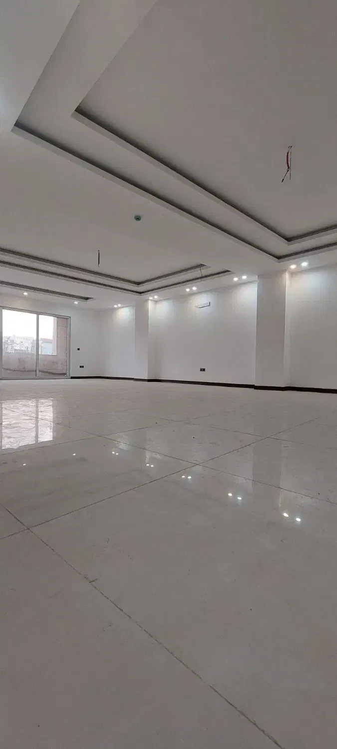 رهن آپارتمان ۲۰۰ متری نوساز|اجارهٔ آپارتمان|ساری, |دیوار