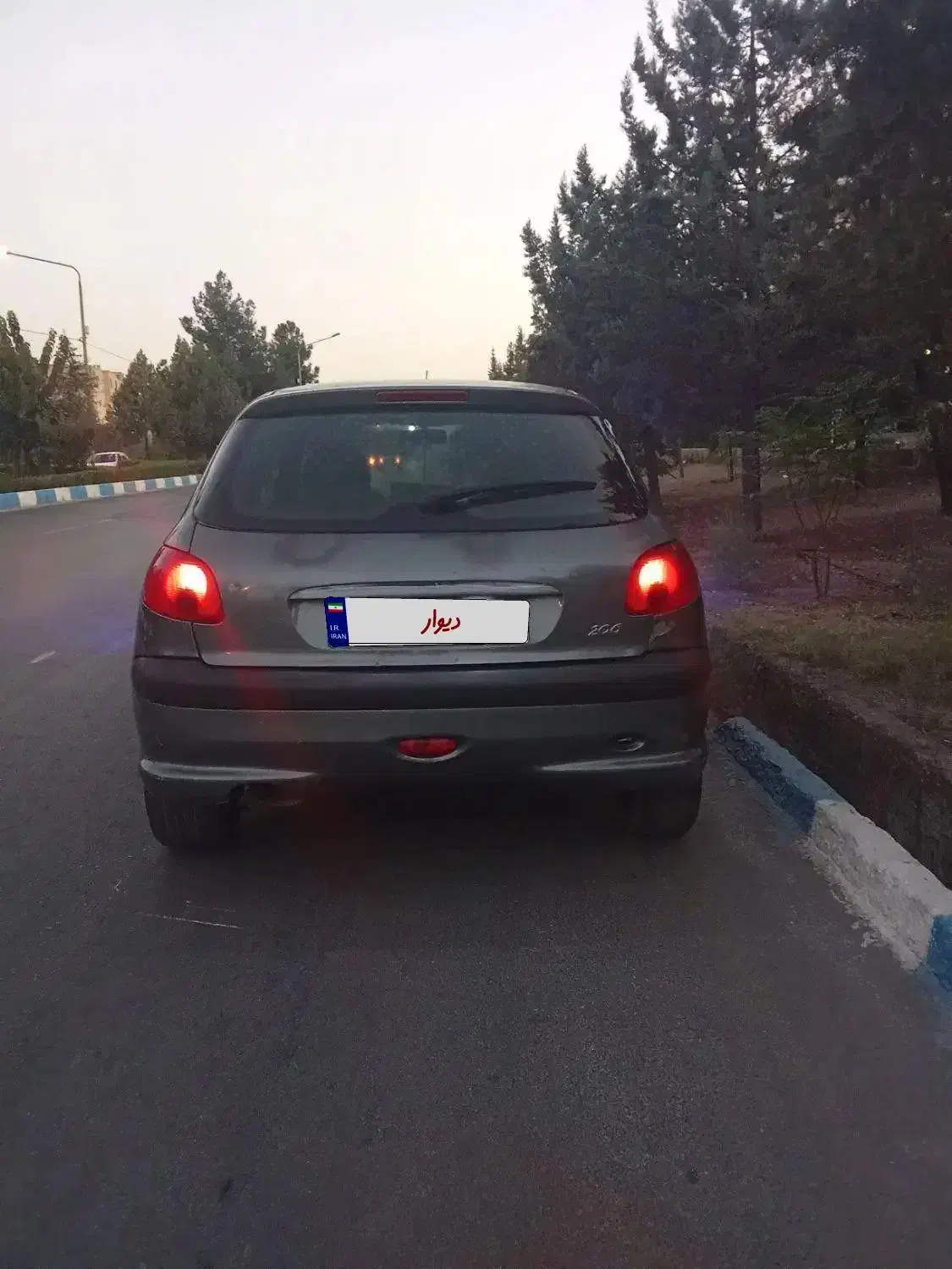 ۲۰۶مدل ۸۵|خودرو سواری و وانت|لنجان, |دیوار