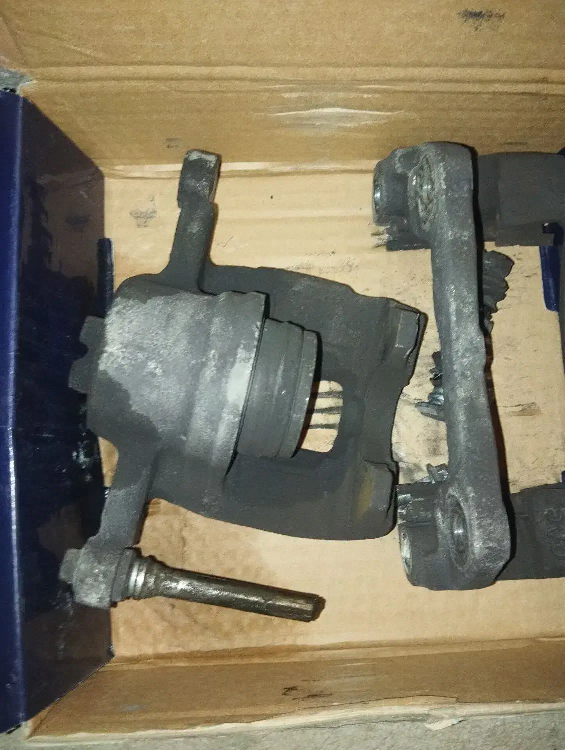 کالیپر ترمز چرخ جلو ریو کیا|قطعات یدکی و لوازم جانبی|عنبران, |دیوار