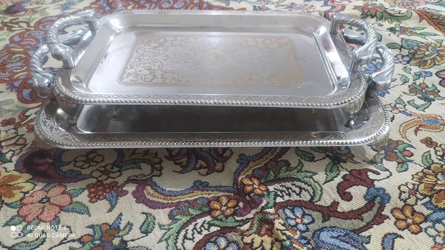 دو سایز سینی با کارتن نو باهم 700|ظروف سرو و پذیرایی|سبزوار, امیریه|دیوار