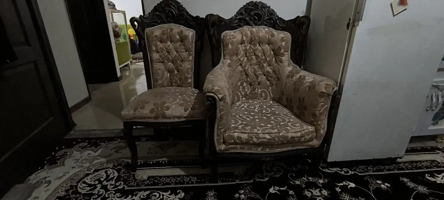 مبل 9نفره|مبلمان خانگی و میز عسلی|گلبهار, شهر جدید گلبهار|دیوار