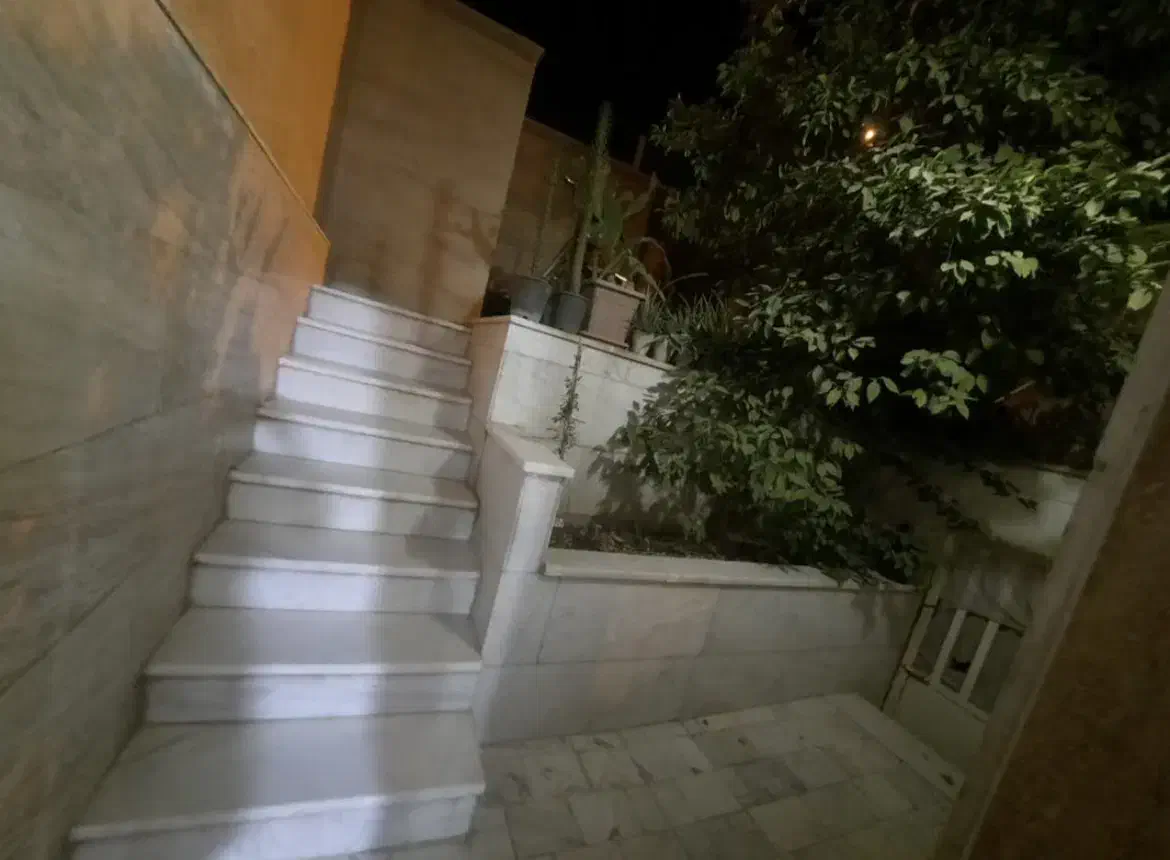 اجاره زیر زمین گلخانه ای محور باغ فین|اجارهٔ خانه و ویلا|کاشان, فین کوچک|دیوار