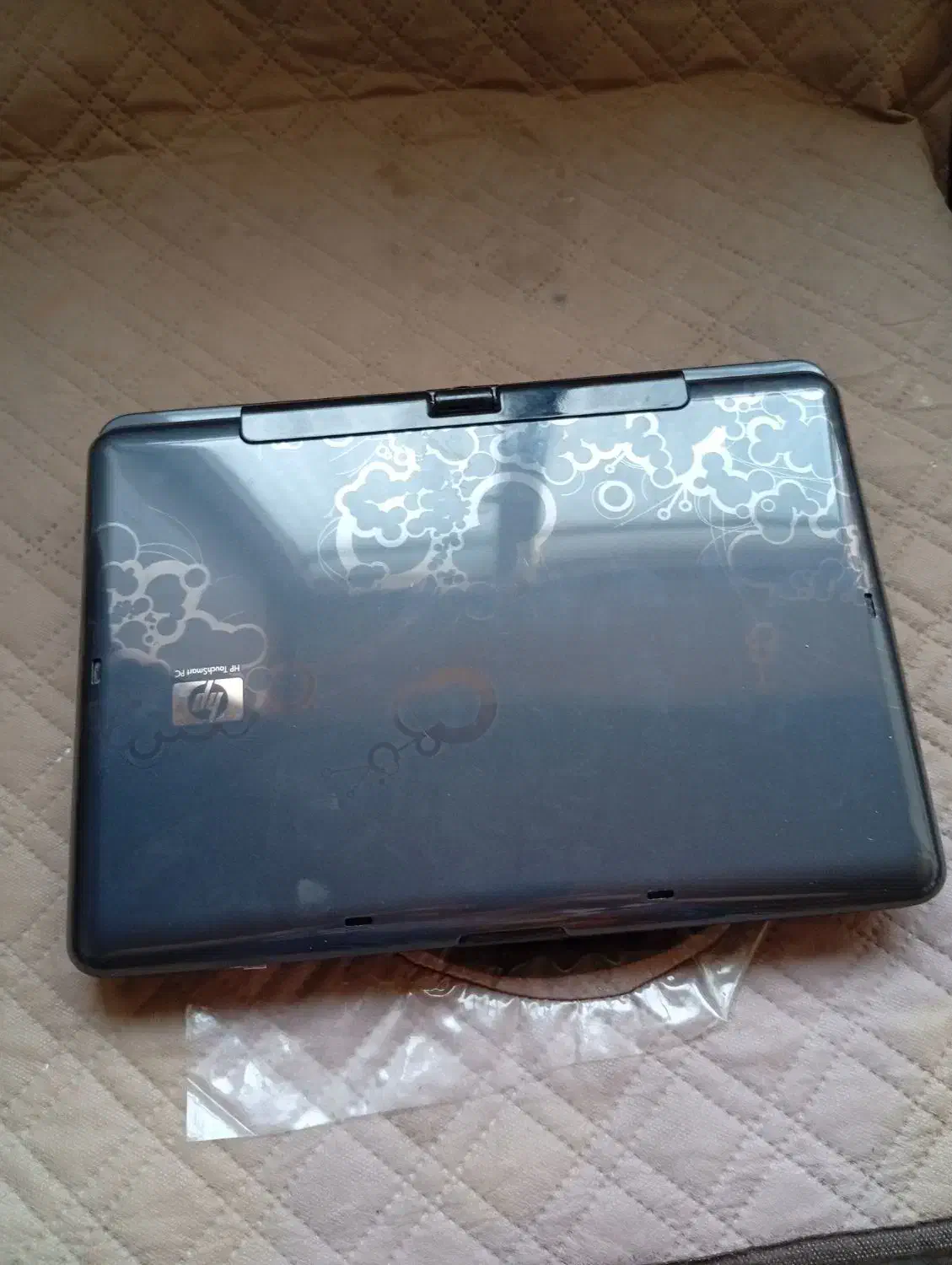 لپ تاپ|رایانه همراه|کاشان, باغچه فیض|دیوار