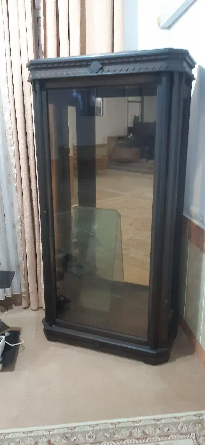 بوفه|بوفه، ویترین، کنسول|دوگنبدان, |دیوار