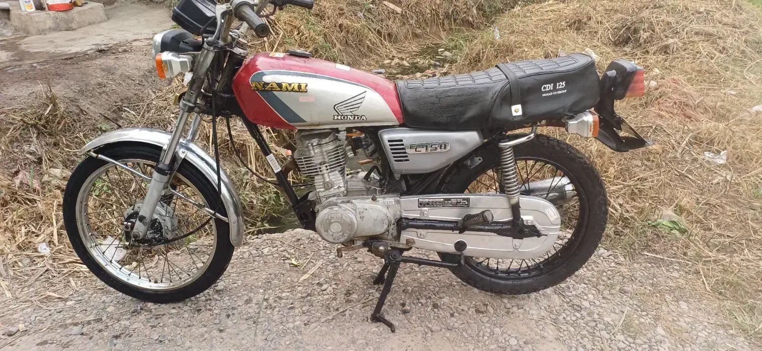 هوندا۱۲۵ مزایده سالم|موتورسیکلت|سنگر, |دیوار