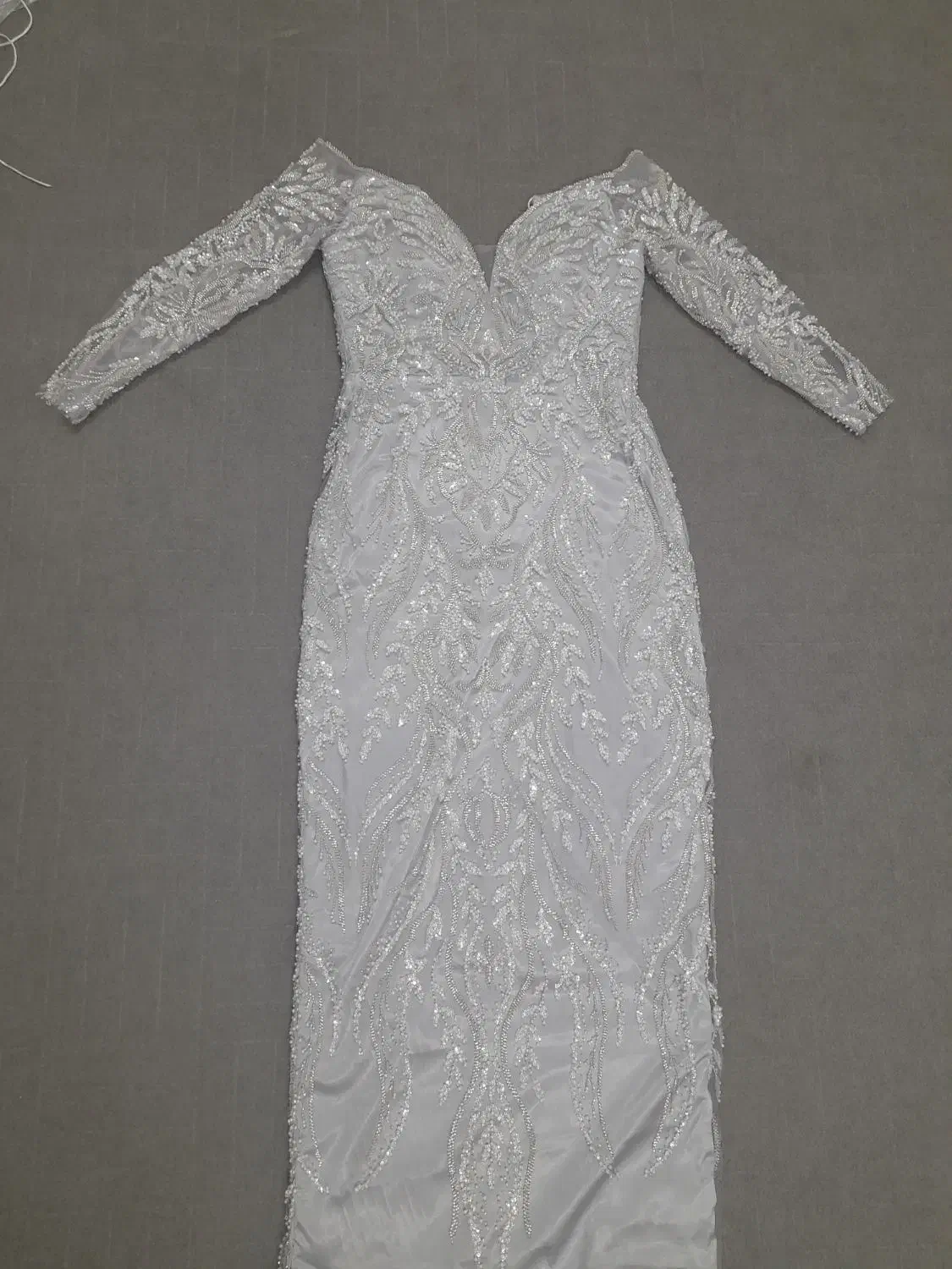 لباس مجلسی کارشده|لباس|اندیشه, اندیشه فاز ۲|دیوار