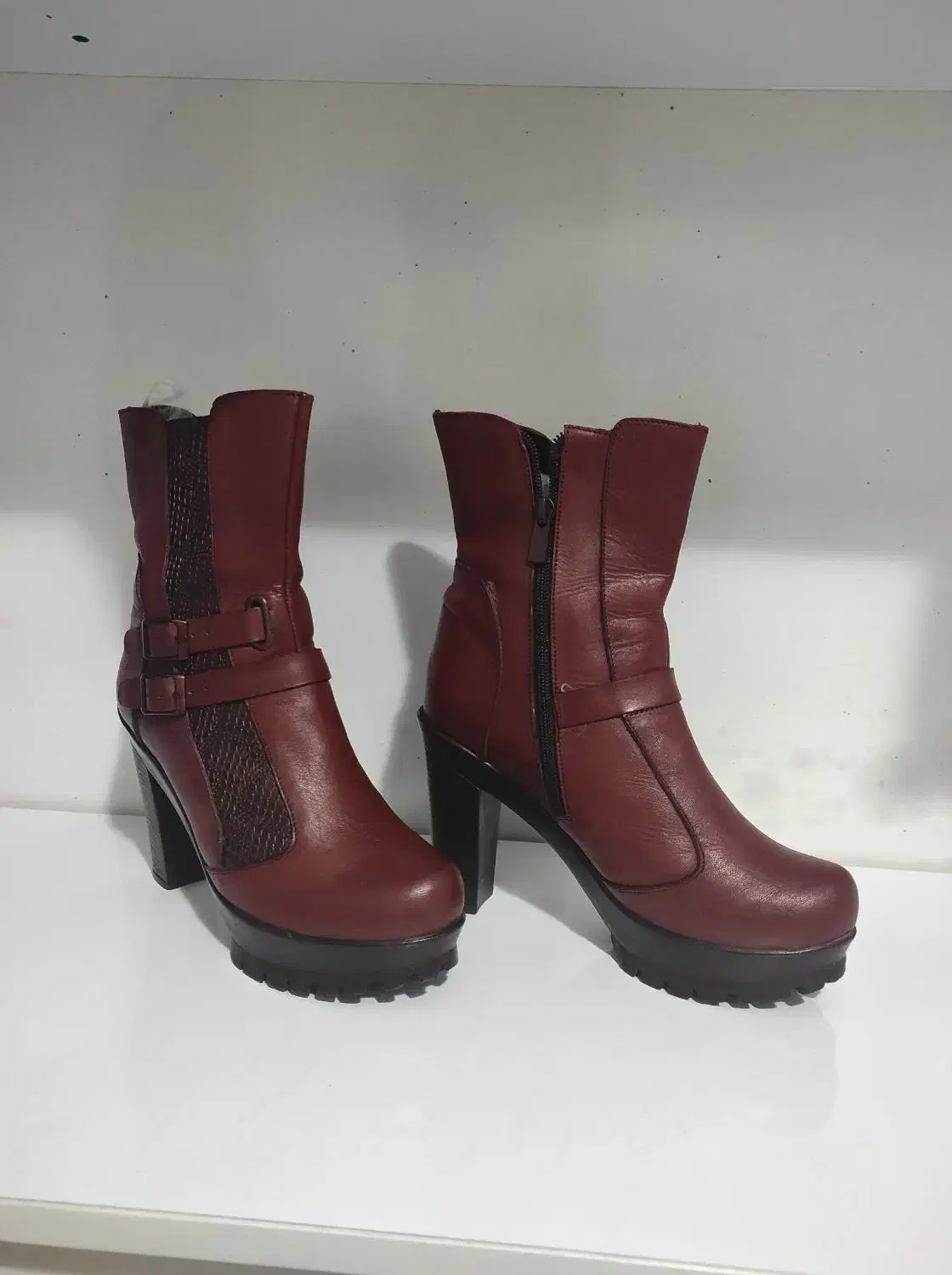 پوتین زنانه چرم اصل|کیف، کفش، کمربند|تهران, شهرک صادقیه|دیوار