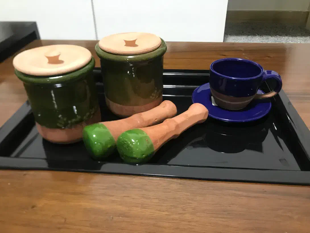 ظروف سفالی دیزی و فنجان و نلبکی|ظروف پخت‌وپز|رشت, رشتیان|دیوار