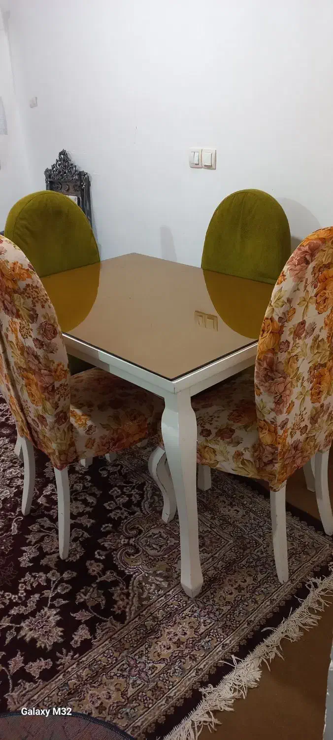 میزنهارخوری 4نفره|میز و صندلی غذاخوری|سبزوار, باهنر|دیوار
