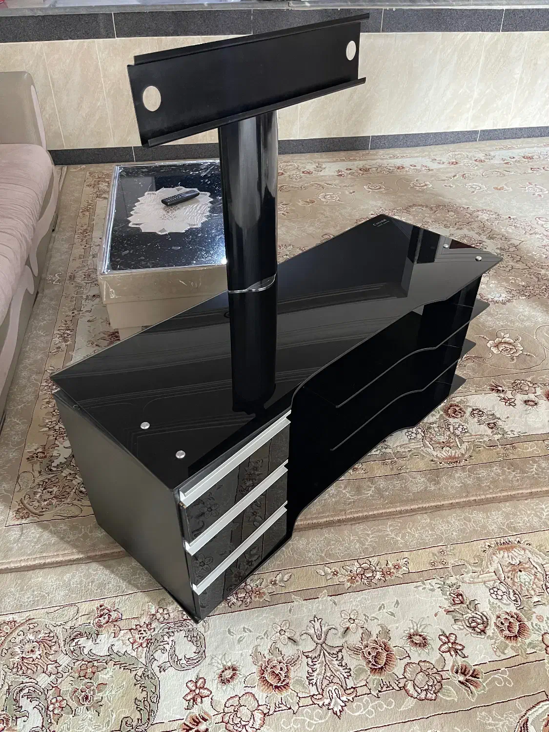 میز تلویزیون|میز تلویزیون|مهاباد (آذربایجان غربی), |دیوار