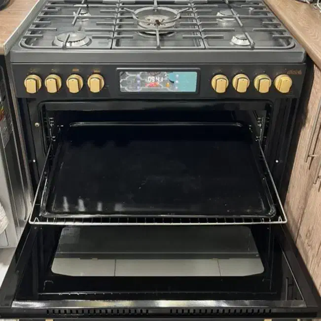 اجاق گاز پنج شعله فردار (صنام)|اجاق گاز و لوازم برقی پختوپز|رشت, کوی مهر|دیوار