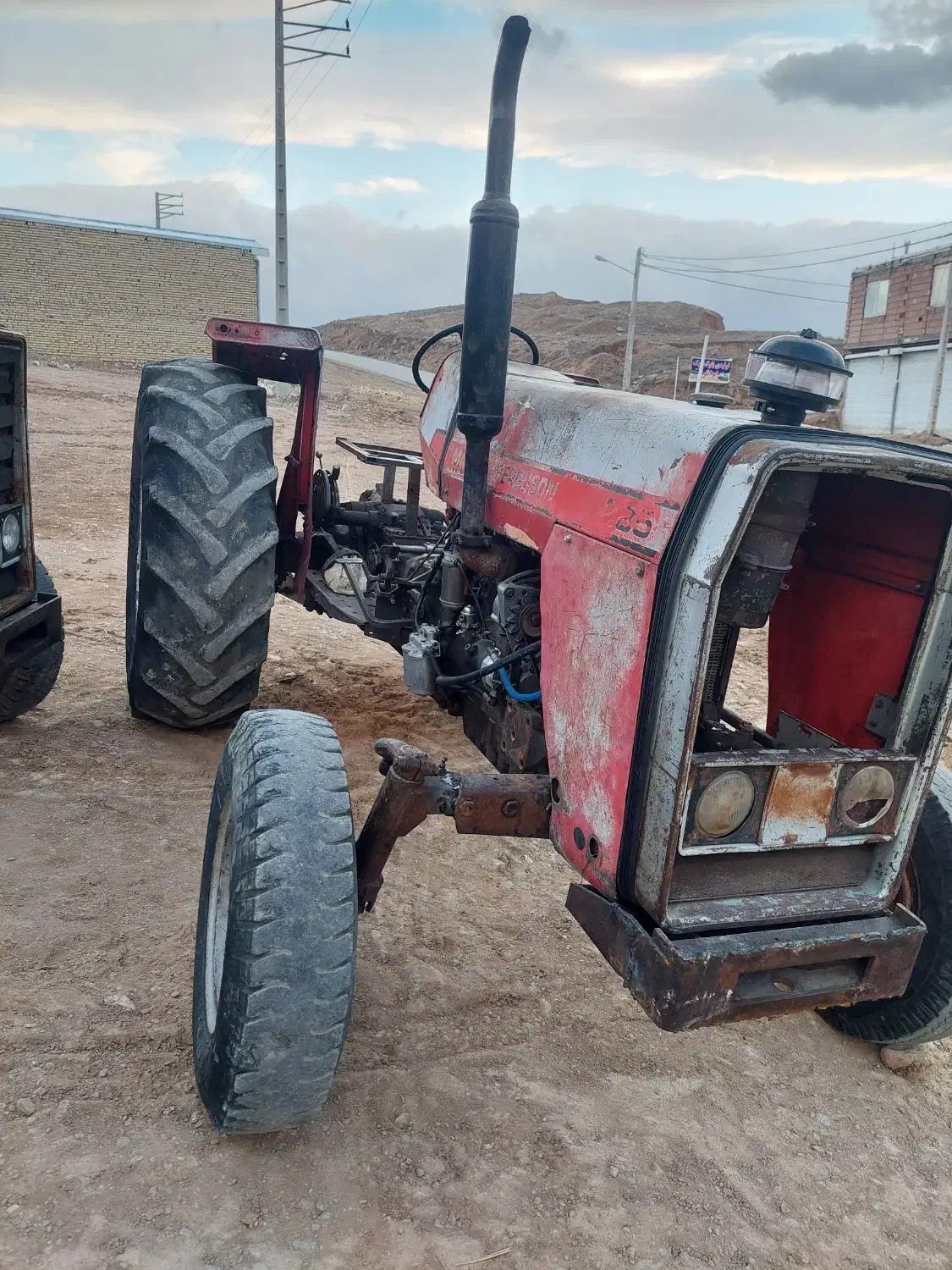 تراکتور مدل ۱۳۸۰|خودرو سنگین|بجنورد, |دیوار