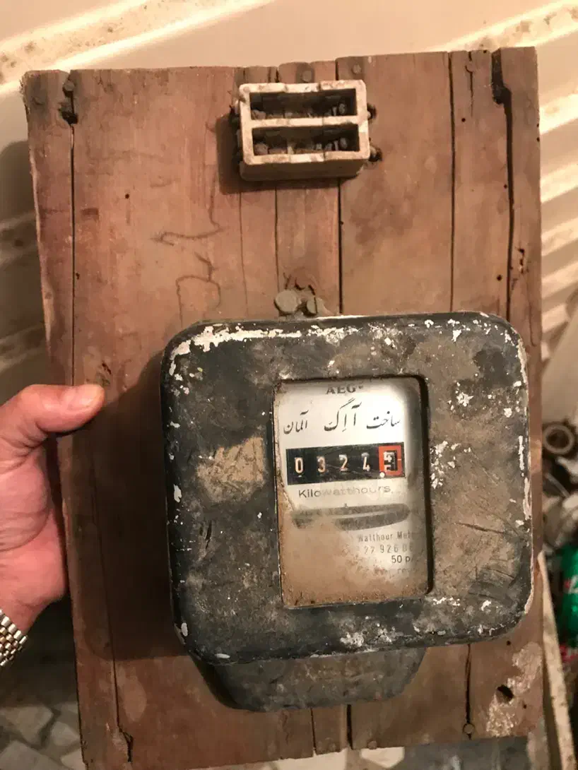 کنتور قدیمی کلکسیونی|کلکسیون اشیاء عتیقه|رشت, معلم|دیوار